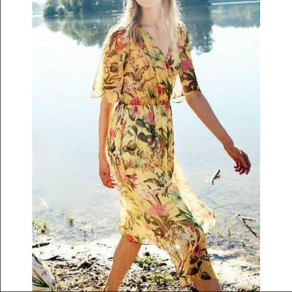 ZARA Dress Extra Small Midi Butter Yellow Tropical Floral Sundress Springtime - Picture 1 of 9